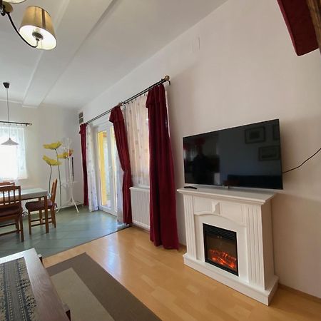 Villa Elisa Vonyarcvashegy Eksteriør bilde