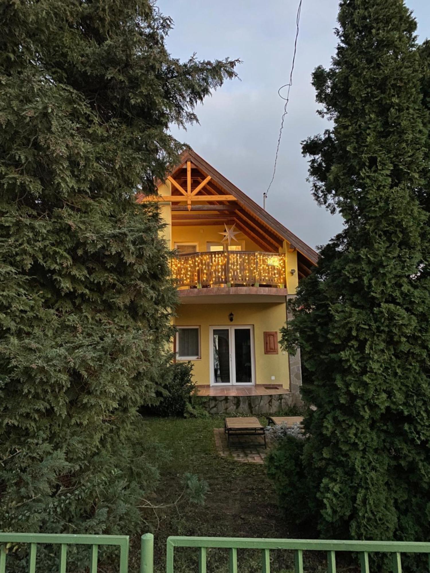 Villa Elisa Vonyarcvashegy Eksteriør bilde